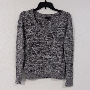 American Eagle Outfitters Black and White Knit Sweater